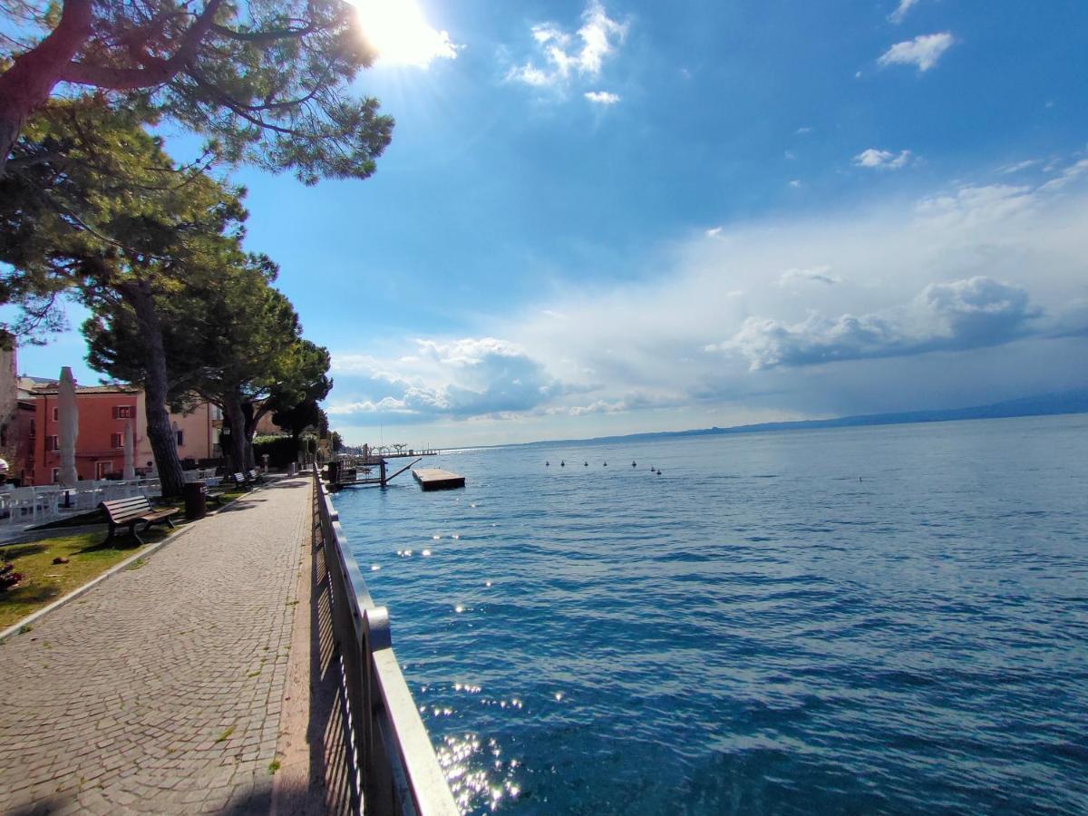 Garda Dreams Apartment Torri Del Benaco Zewnętrze zdjęcie