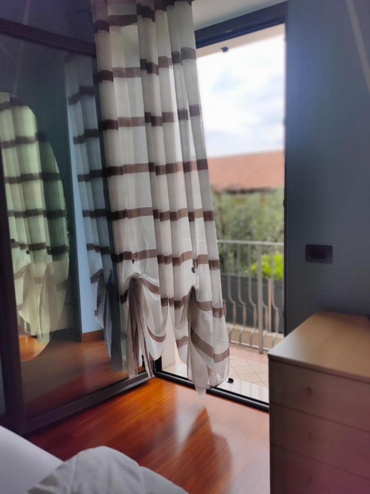 Garda Dreams Apartment Torri Del Benaco Zewnętrze zdjęcie