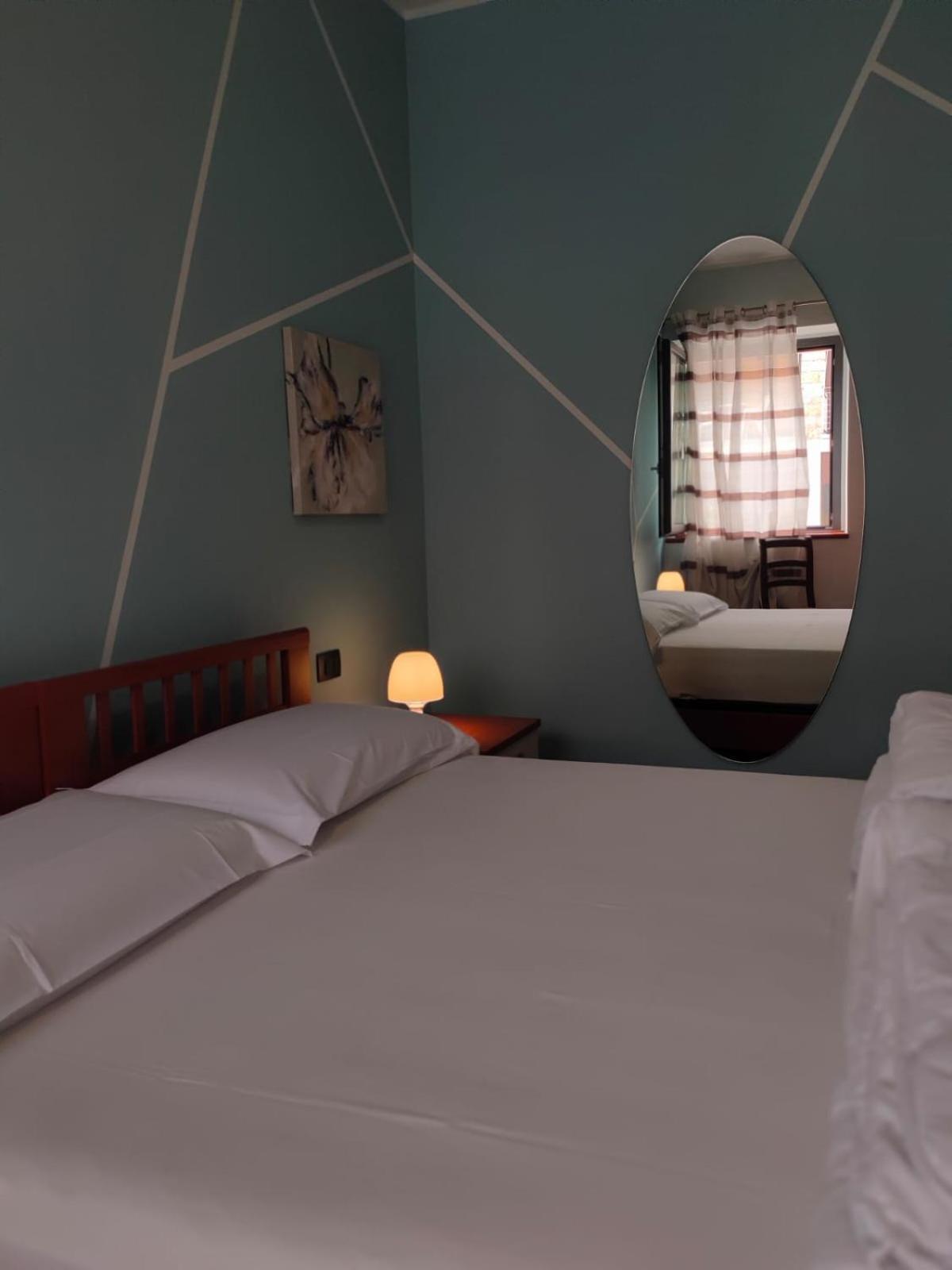 Garda Dreams Apartment Torri Del Benaco Zewnętrze zdjęcie